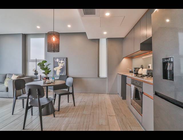 2 BEDROOM APARTMENT FOR SALE IN UMHLANGA RIDGE